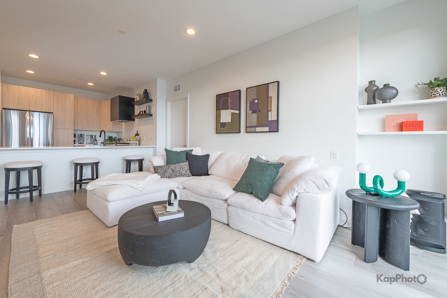 859 W Erie Street 506