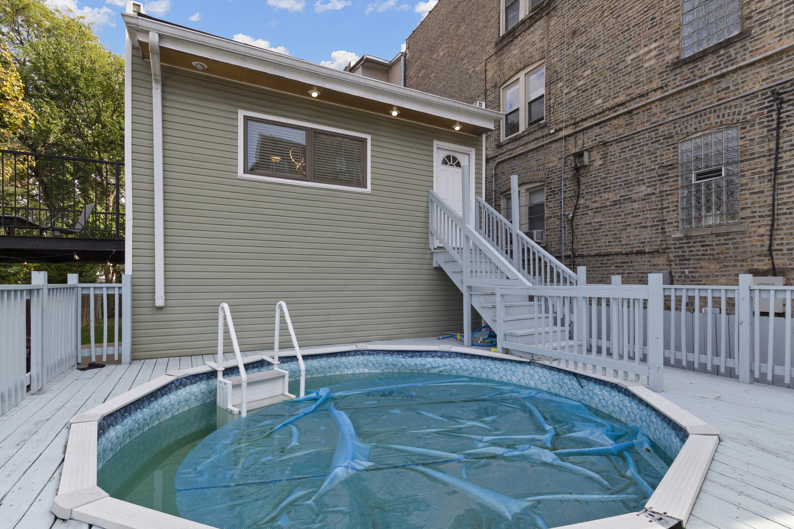 Chicago, Illinois 60618, United States, 5 Bedrooms Bedrooms, ,4 BathroomsBathrooms,Residential,Active,230487