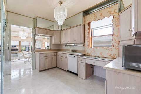 Tiny photo for 3944 W Greenleaf Avenue, Lincolnwood, IL 60712 (MLS # 12726161)