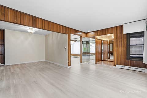 Tiny photo for 3944 W Greenleaf Avenue, Lincolnwood, IL 60712 (MLS # 12726161)