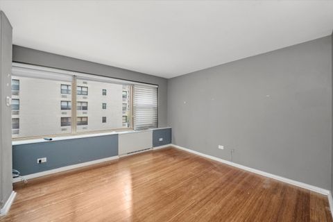 Tiny photo for 247 E Chestnut Street #502, Chicago, IL 60611 (MLS # 12532950)