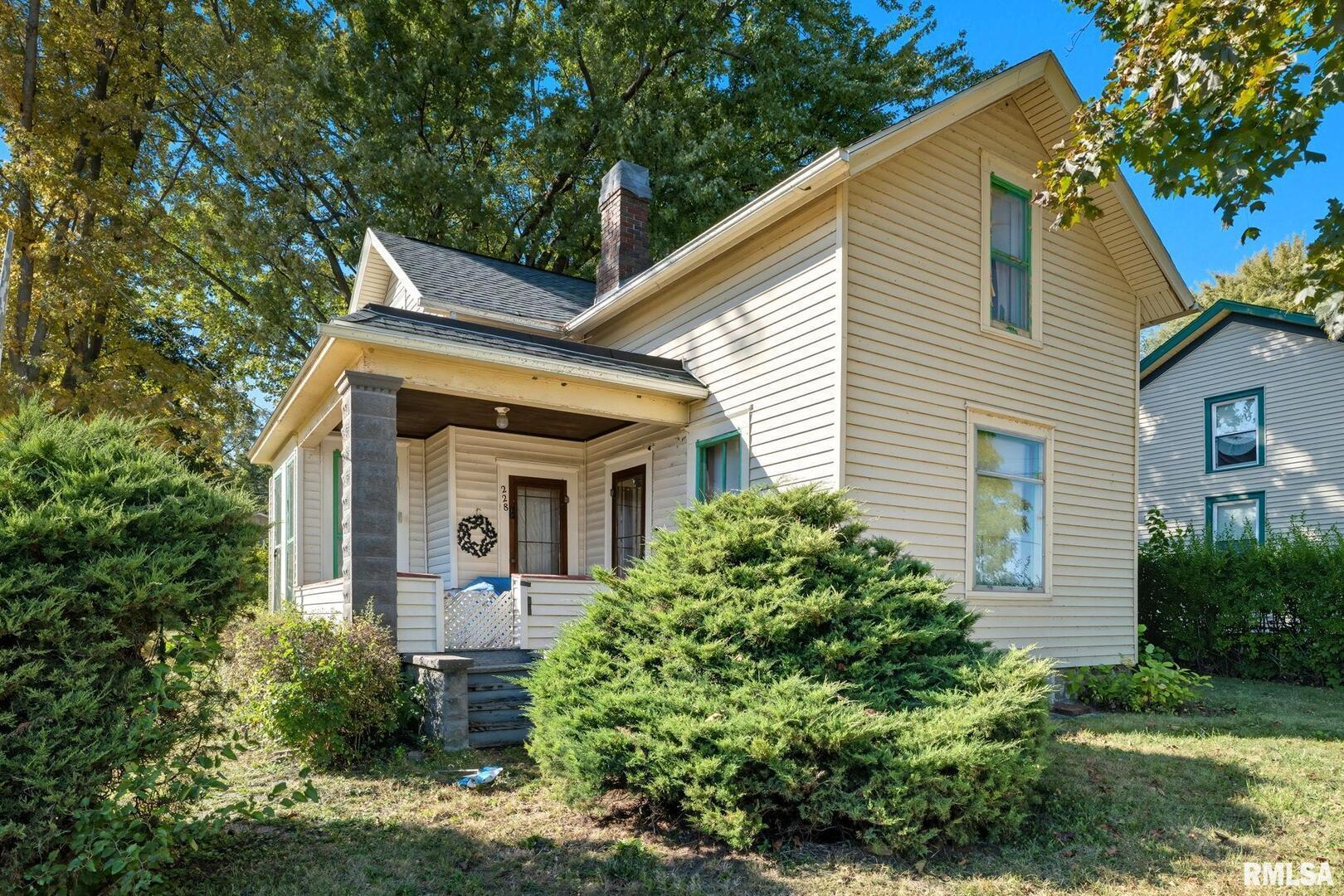 228 S 2ND Street