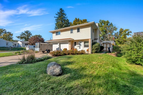 Tiny photo for 3105 11th Avenue A, Moline, IL 61265 (MLS # 12792240)
