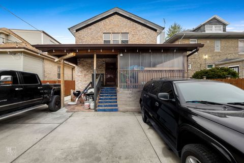 Tiny photo for 3432 W 60th Place, Chicago, IL 60629 (MLS # 12607478)