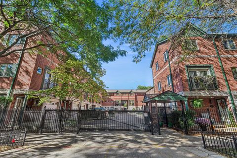 Photo of 5320 N Kenmore Avenue #N, Chicago, IL 60640 (MLS # 12496412) Photo of 5320 N Kenmore Avenue #N, Chicago, IL 60640 (MLS # 12496412)
