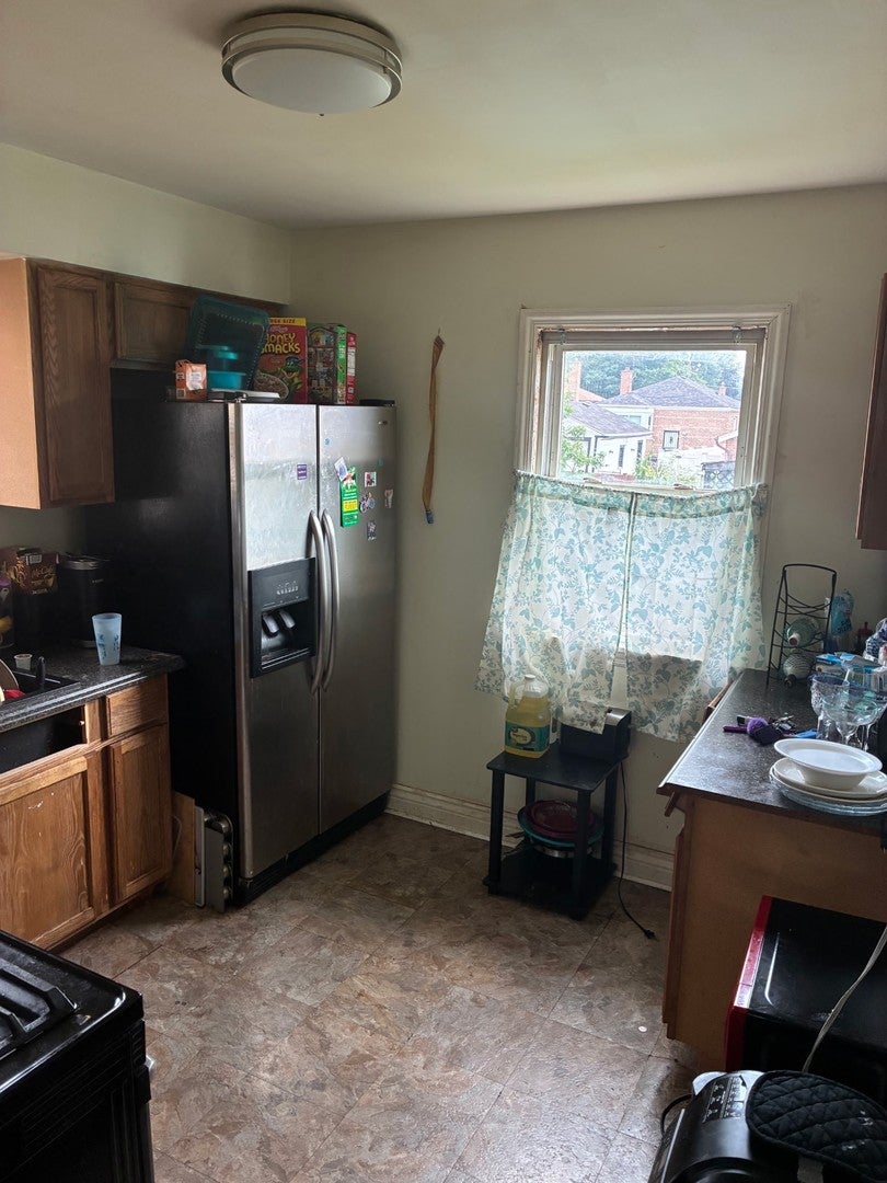 3729 W 80th Place