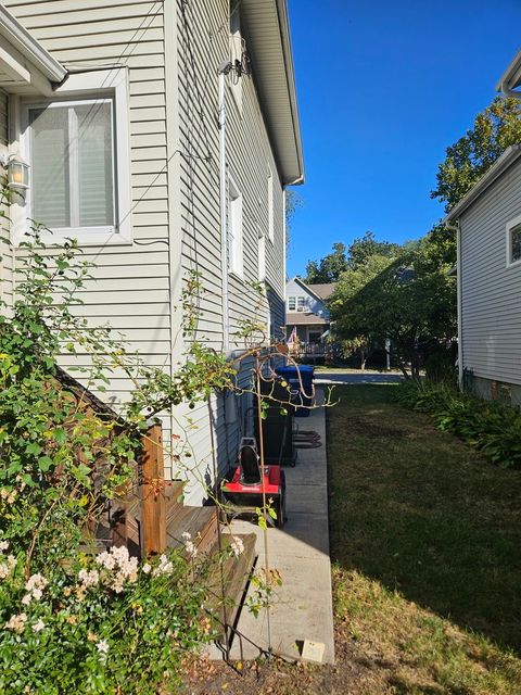 Tiny photo for 2441 PRAIRIE Street, Blue Island, IL 60406 (MLS # 12512930)