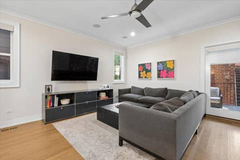 Tiny photo for 925 W Montana Street #1E, Chicago, IL 60614 (MLS # 12704705)