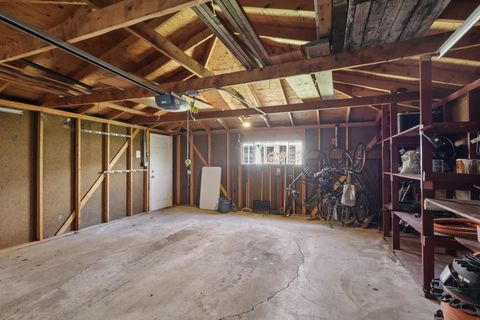 Tiny photo for 2319 Asbury Avenue, Evanston, IL 60201 (MLS # 12589389)