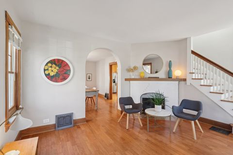 Tiny photo for 2319 Asbury Avenue, Evanston, IL 60201 (MLS # 12589389)