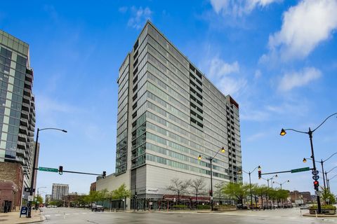 659 W Randolph Street 1808 Chicago IL 60661