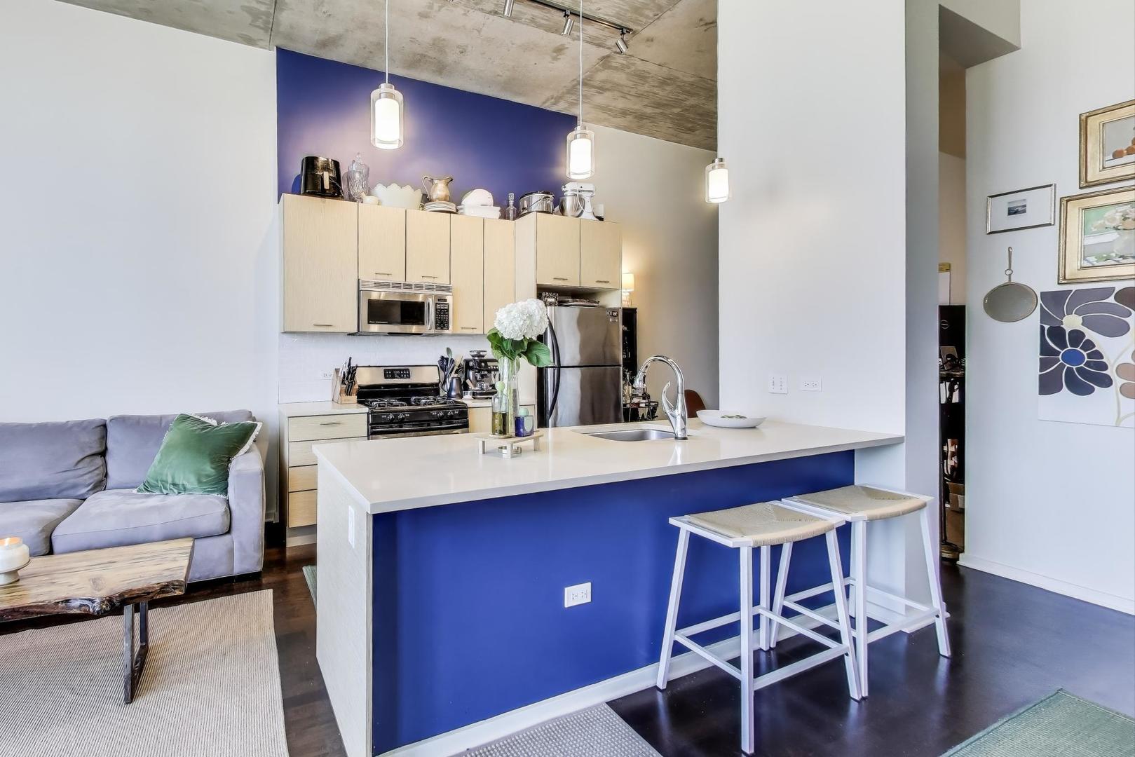 659 W Randolph Street 1808