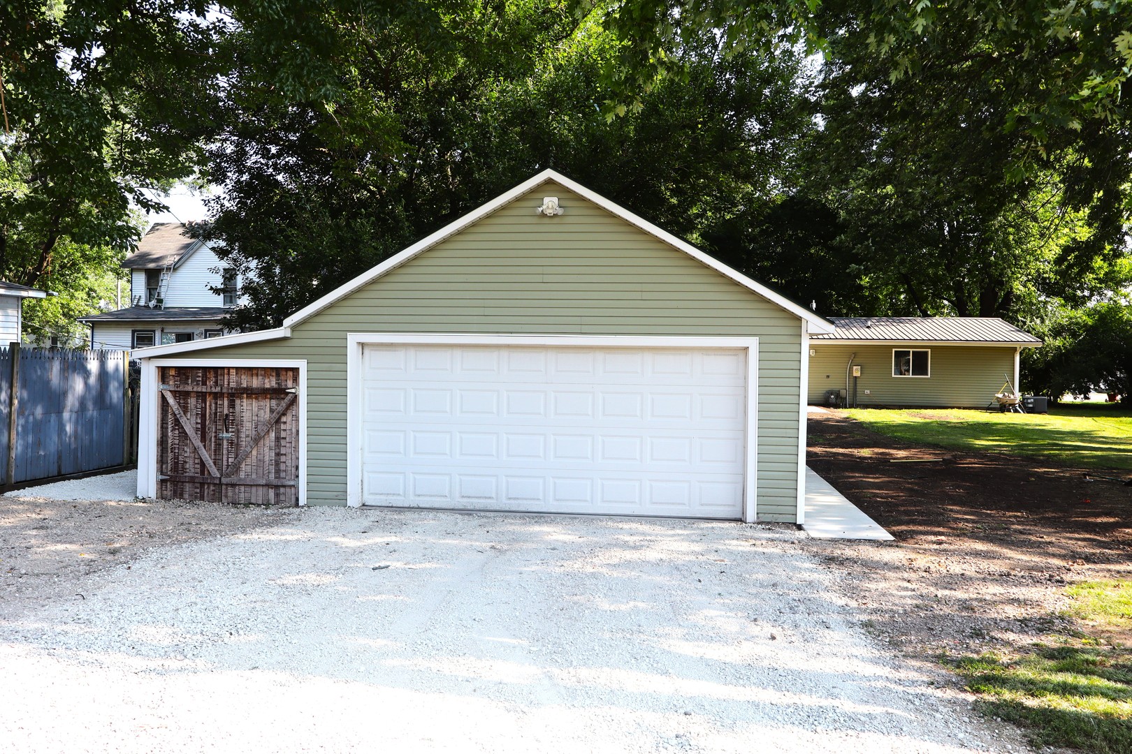 240 W Pine Street