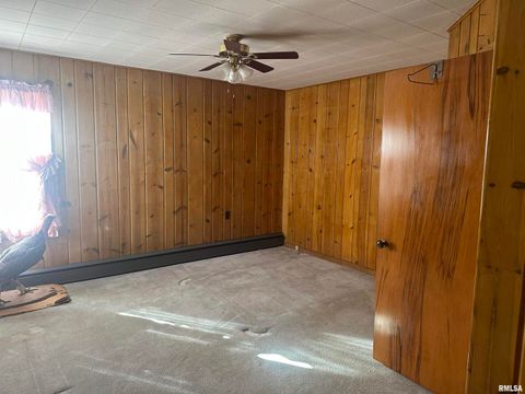 Tiny photo for 301 S EAST Street, Pinckneyville, IL 62274 (MLS # EB460479)