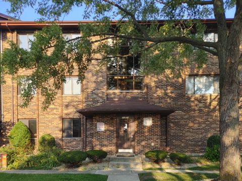 Photo of 19503 Lake Shore Drive #1N, Lynwood, IL 60411 (MLS # 12482651)