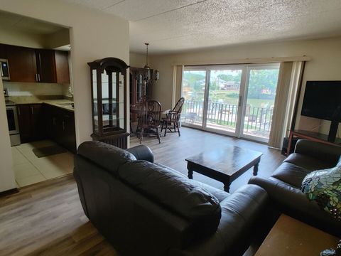 Tiny photo for 19503 Lake Shore Drive #1N, Lynwood, IL 60411 (MLS # 12482651)