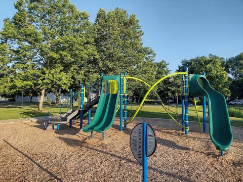 Tiny photo for 1126 Mandalay Lane #1126, Bolingbrook, IL 60490 (MLS # 12431755)
