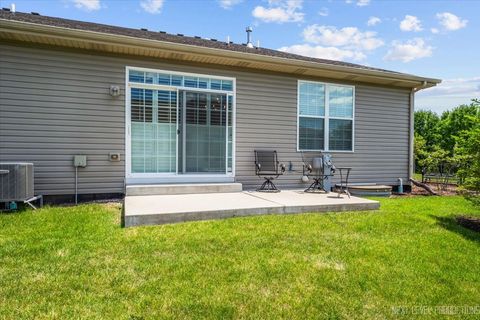 Tiny photo for 1126 Mandalay Lane #1126, Bolingbrook, IL 60490 (MLS # 12431755)