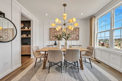 Tiny photo for Bolingbrook, IL 60490 (MLS # 12606395)