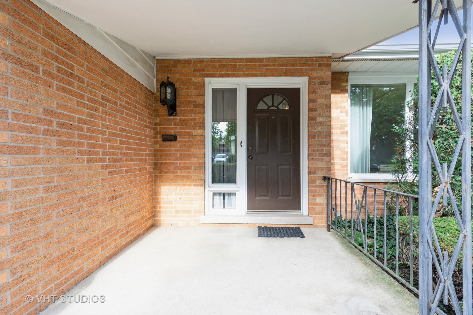 818 Thomas Street