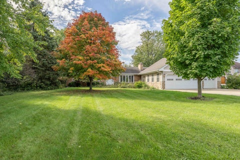 Photo of 1985 Reckinger Road, Aurora, IL 60502 (MLS # 12775769)