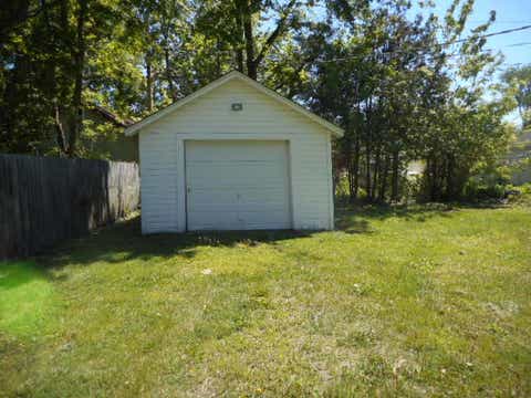 Tiny photo for 121 Lakewood Avenue, Crystal Lake, IL 60014 (MLS # 12653317)