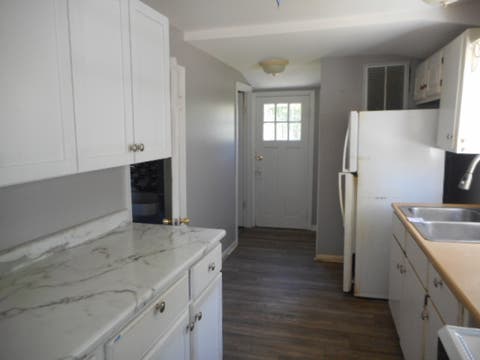 Tiny photo for 121 Lakewood Avenue, Crystal Lake, IL 60014 (MLS # 12653317)