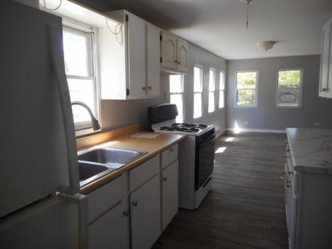 Tiny photo for 121 Lakewood Avenue, Crystal Lake, IL 60014 (MLS # 12653317)