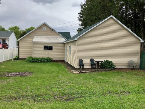 Tiny photo for 1312 13th Avenue, Rock Falls, IL 61071 (MLS # 12636258)