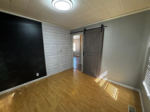 Tiny photo for 517 N Vine Street, Duquoin, IL 62832 (MLS # 12594432)