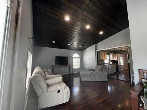 Tiny photo for 517 N Vine Street, Duquoin, IL 62832 (MLS # 12594432)