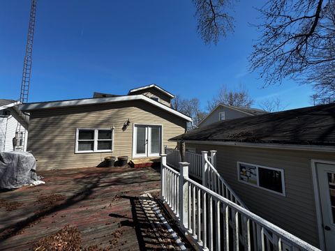 Tiny photo for 517 N Vine Street, Duquoin, IL 62832 (MLS # 12594432)