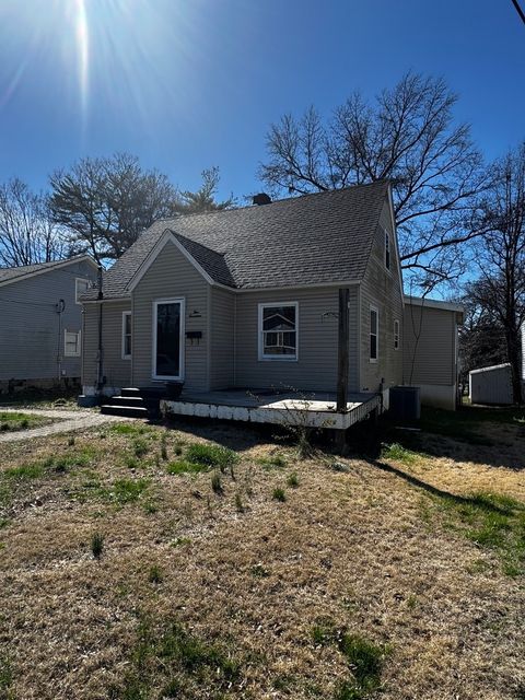 Tiny photo for 517 N Vine Street, Duquoin, IL 62832 (MLS # 12594432)