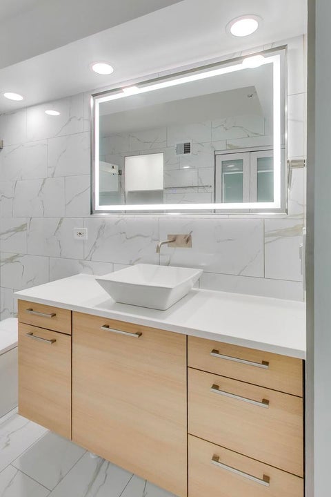 Tiny photo for 2 E Erie Street #3005, Chicago, IL 60611 (MLS # 12768973)