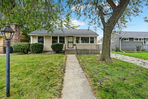 Photo of 15548 ELM Street, South Holland, IL 60473 (MLS # 12786476)