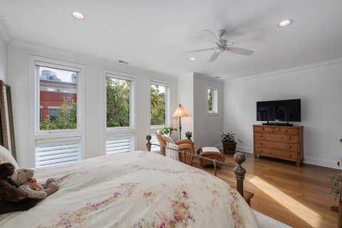 Tiny photo for 461 N Clinton Street, Chicago, IL 60654 (MLS # 12684821)