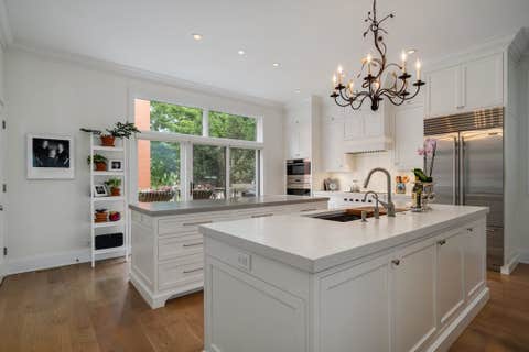 Tiny photo for 461 N Clinton Street, Chicago, IL 60654 (MLS # 12684821)