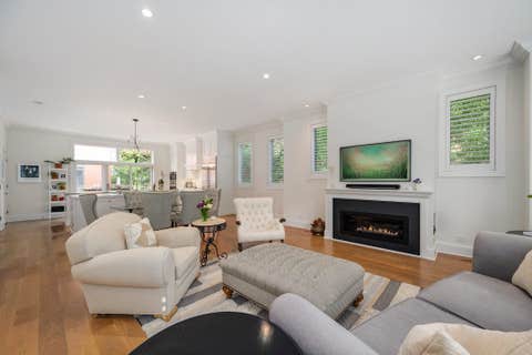 Tiny photo for 461 N Clinton Street, Chicago, IL 60654 (MLS # 12684821)