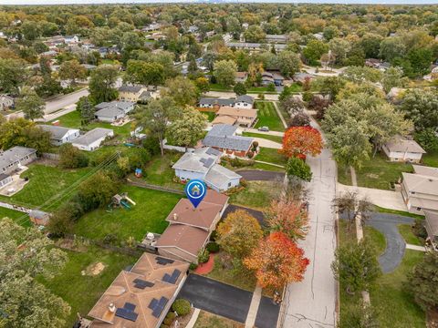 Tiny photo for 212 55th Place, Downers Grove, IL 60516 (MLS # 12503009)
