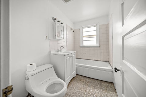 Tiny photo for 10441 S Avenue H Avenue, Chicago, IL 60617 (MLS # 12639187)
