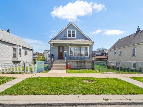 Photo of 10441 S Avenue H Avenue, Chicago, IL 60617 (MLS # 12639187)