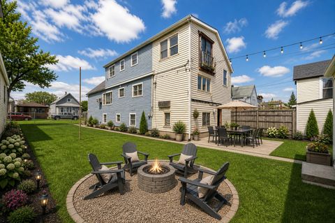 Tiny photo for 10441 S Avenue H Avenue, Chicago, IL 60617 (MLS # 12639187)