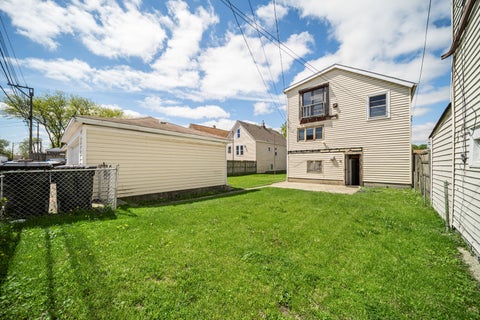 Tiny photo for 10441 S Avenue H Avenue, Chicago, IL 60617 (MLS # 12639187)