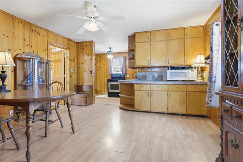 Tiny photo for 1101 Low Street, Bloomington, IL 61701 (MLS # 12557037)