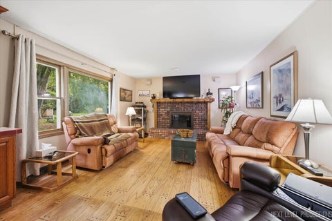 Tiny photo for 910 Redwing Drive, Geneva, IL 60134 (MLS # 12786796)