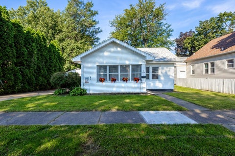 Tiny photo for 2315 4th Street, Moline, IL 61265 (MLS # 12679782)
