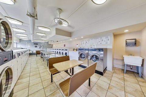 Tiny photo for 6171 N Sheridan Road #806, Chicago, IL 60660 (MLS # 12597957)