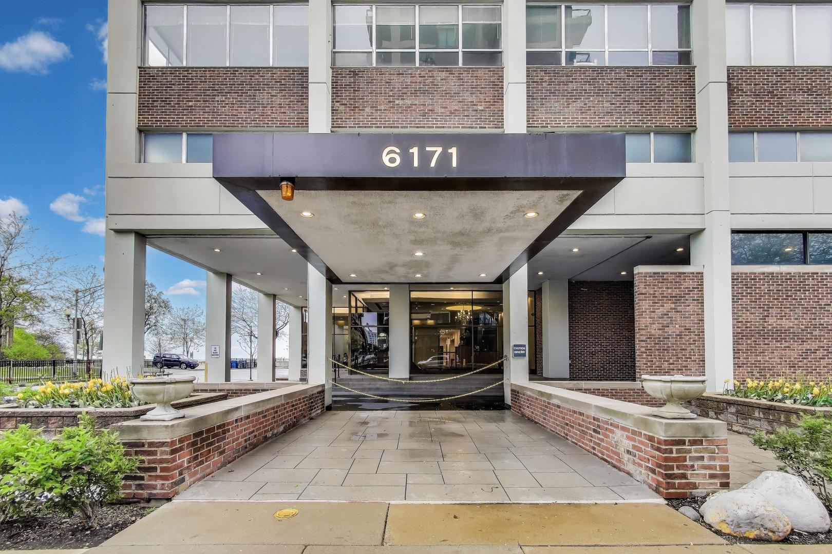 6171 N Sheridan Road 806