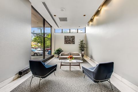 Tiny photo for 6171 N Sheridan Road #806, Chicago, IL 60660 (MLS # 12597957)