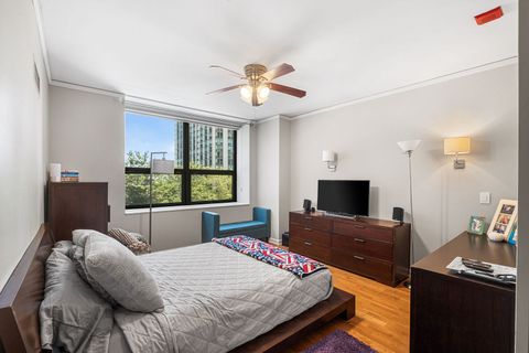 Tiny photo for 201 N Westshore Drive #604, Chicago, IL 60601 (MLS # 12693443)